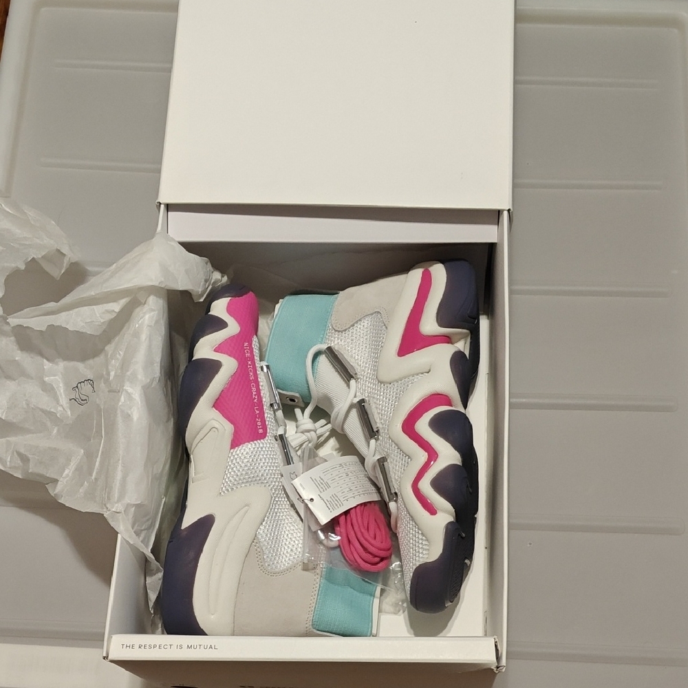 New Rare adidas Original Consortium x Nice Kicks Collab Crazy 8 Boost shoes
